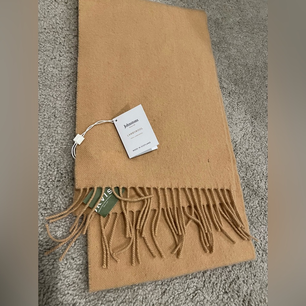 Johnston’s Scottish Lambswool Scarf in Camel
